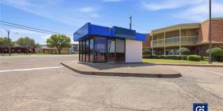 1500 W Henderson Street Gallery 1