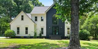 Fully Furnished & Completely Remodeled Luxury Home Fully Furnished & Completely Remodeled Luxury Home Gallery 6