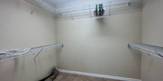 4/3/2 HOME IN EDINA GARDEN OF EDEN Gallery 28