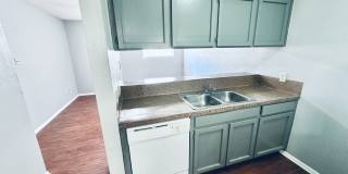 Awesome open Studio Apartments Close to Downtown Gallery 52