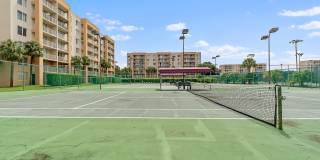 Tennis Towers Apartments Gallery 41