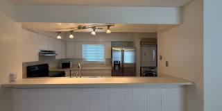 Chesapeake Bay Condo – One Block from the Beach! Gallery 4