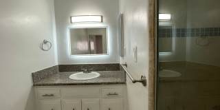 13952 Moorpark St. Gallery 32