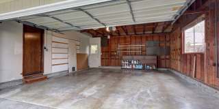 Bright spacious 4-bedroom 2.5 bath home in Bellevue Gallery 21