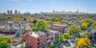 2927 North Southport Ave. Gallery 3