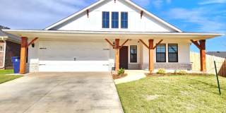 18600 Luna Drive Gallery 1