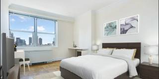 881 8th Ave Gallery 6