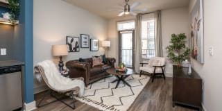 One 305 Central Gallery 7