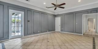 3-BEDROOM IN ALAMO HEIGHTS W/ POOL Gallery 6