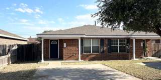 2 Bedroom 1 Bathroom For Rent Gallery 1
