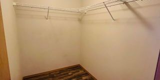 Amazing 3 Bed 2.5 Bath - Townhouse Gallery 14