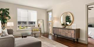 1818 Platinum Triangle Gallery 8