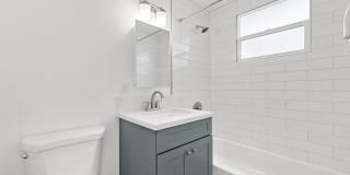 NEWLY RENOVATED APARTMENTS IN PRIME ALAMITOS BEACH Gallery 6