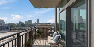 4909 Laclede Avenue Gallery 12