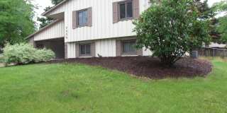 Great location *4Bed*2Bath home in Cottage Grove. Avail NOW. Gallery 1