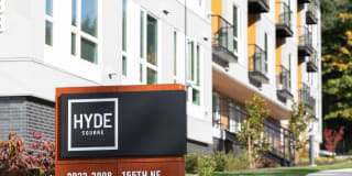 Hyde Square Gallery 43