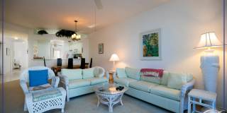 PELICAN BAY - BARRINGTON CLUB - AWESOME AMENITIES - BEACH ACCESS - FURNISHED- NEW RENOVATIONS- Gallery 3
