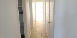 350 NE Granduer Avenue Gallery 21