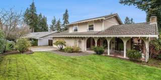Live Comfortably in Federal Way – 4-Bedroom Home Near Golf, Shops & Transit Live Comfortably in Federal Way – 4-Bedroom Home Near Golf, Shops & Transit Gallery 1