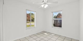 2010 SW Burlington Street Gallery 16