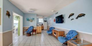 1810 New Palm Way Gallery 42