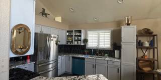 Move in Special- Beautiful Furnished 3 Bedroom/2.5 Bathroom Single Family Home with Flexible Lease terms. Gallery 36