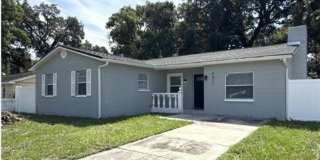 4811 East Clifton Street Gallery 1