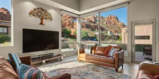 Exquisite Luxury Home Basking in Red Rock Mountains with Infrared Sauna + Fire Tables, Near Oak Creek Golf Course! Mystic Thyme Gallery 4