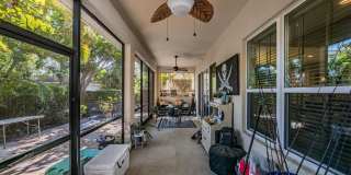 3007 W PALMIRA Avenue Gallery 36