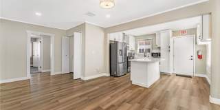 4218 Fulton Place Gallery 1