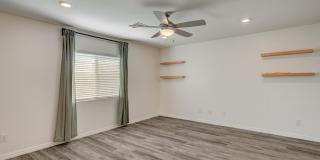 Upgraded 5 bedroom home in Cul-De-Sac!! Gallery 17
