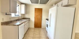 Inviting 3 Bedroom 2 Bathroom Home Gallery 10
