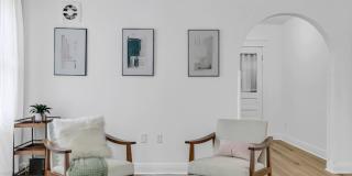 Furnished 2-Bedroom Corner Lot Home in Old Seminole Heights! Gallery 4