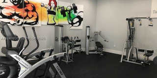 19901 E Country Club Dr Gallery 21