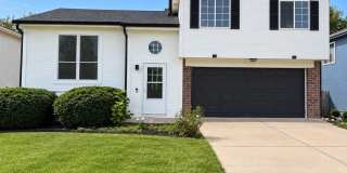 6810 North 116th Circle Gallery 1
