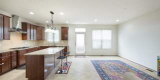 42557 DREAMWEAVER Drive Gallery 14
