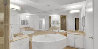 735 Crandon Blvd Gallery 10