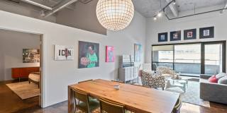 Fully Furnished 2 Bed / 2 Bath Modern Apartment Near Union Station! $2695.00! Gallery 7