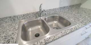 Pet friendly 3 Bedroom Townhome in Washington! Gallery 25