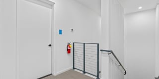 Modern downtown condo studio with private balcony & parking space. Gallery 26