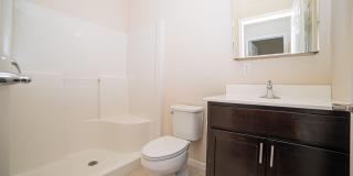 24 Robert Court Street Gallery 9