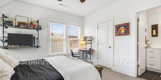 636 SW B ST Gallery 24