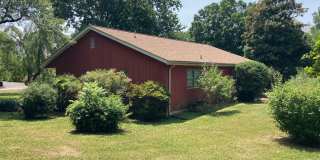 3 BR/3 BA Home with Large Yard Gallery 5
