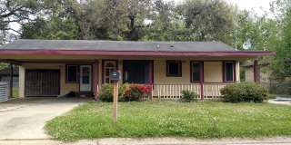 Spacious 3 BR 2 BA House off University Available Now Gallery 1