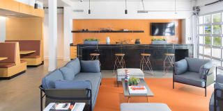 Axis Gallery 21
