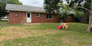 1311 Manor Drive, Cleburne, TX 76033 Gallery 25