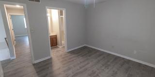 3 bedroom duplex in Southern Columbia. Gallery 21