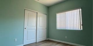 1501 W Delhaven Gallery 8