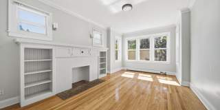 12353 Maple Avenue Gallery 14