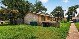 208 BEXAR DR Gallery 5